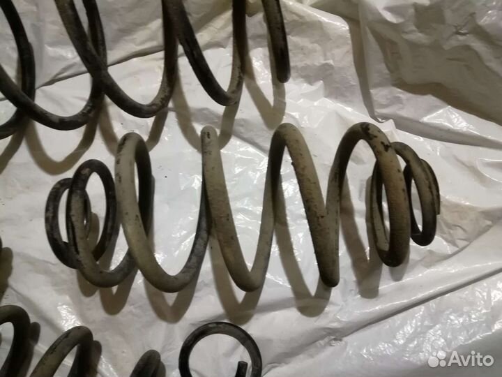 Пружины подвески Opel Vectra C 2008