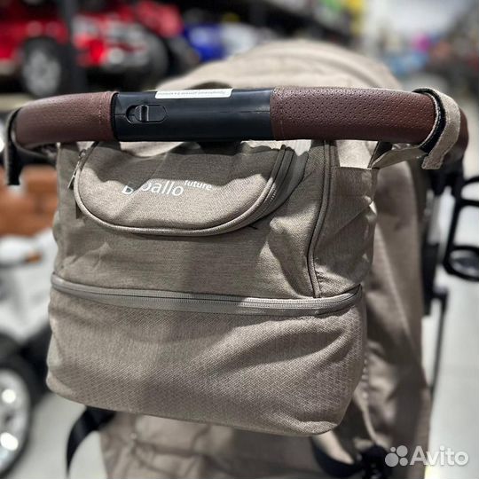 Коляска прогулочная