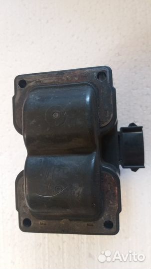 Катушка зажигания Ford Escord 1998