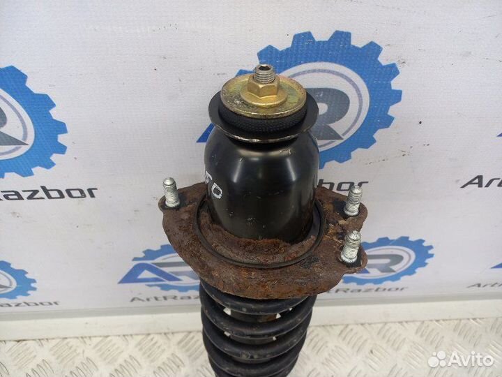 Амортизатор задний Toyota Avensis T250 1.6 3zzfe