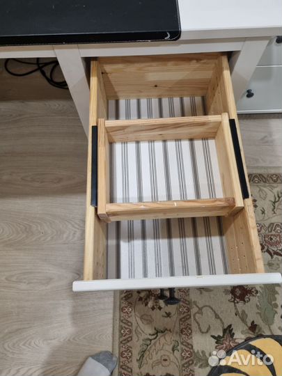 Письменный стол IKEA белый