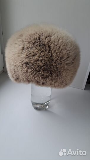 Женские меховые шапки