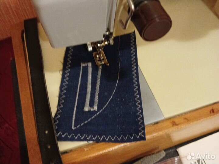 Швейная машина Чайка 134