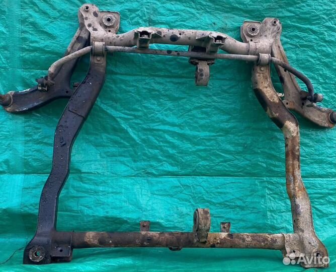 Подрамник Hyundai Accent 2