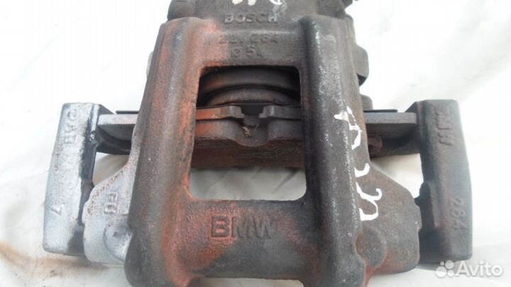 Суппорт передний Правый BMW F30