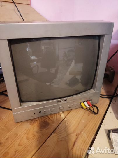 Телевизор