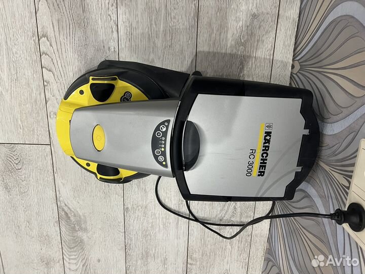 Робот пылесос karcher RC3000
