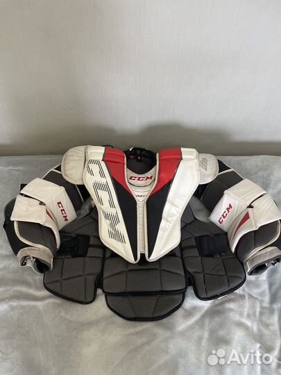 Нагрудник вратарский ccm