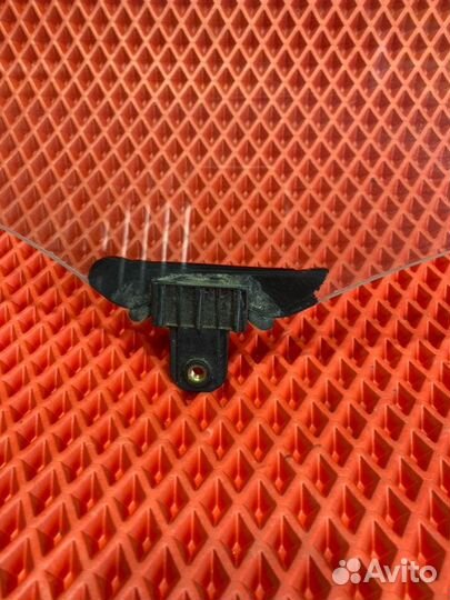 Стекло двери опускное переднее левое Hyundai Ix 35