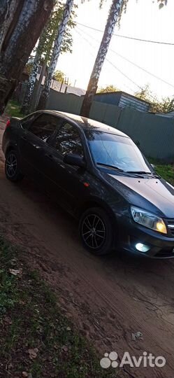 LADA Granta 1.6 МТ, 2015, 90 000 км
