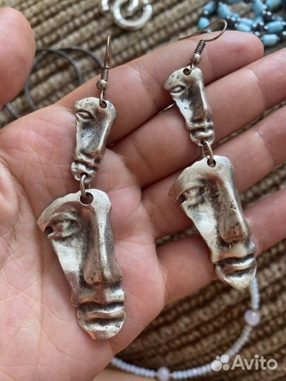 Серьги лица
