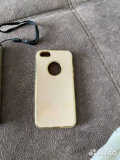 Чехол на iPhone