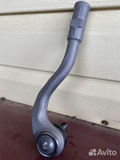 Рулевой наконечник 4g0423811а на Порше Макан