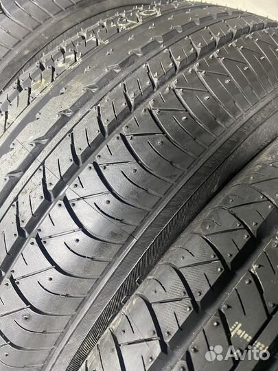 Yokohama dB Decibel E70 215/60 R16