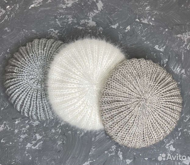 Берет вязаный