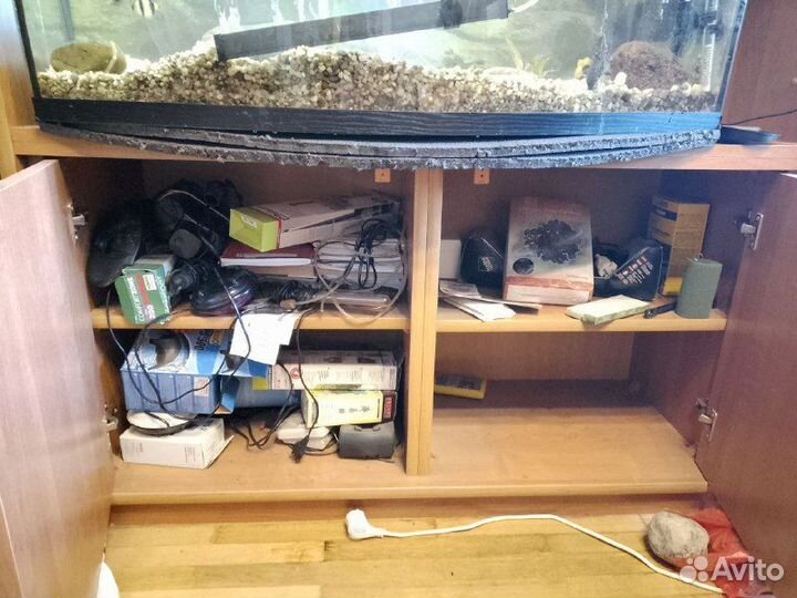 Аквариум 200 литров с рыбами и всей техникой