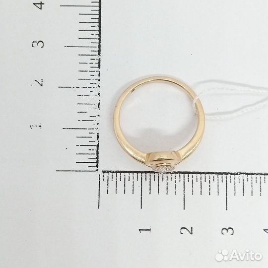 Золотое кольцо с камнем 17,5р