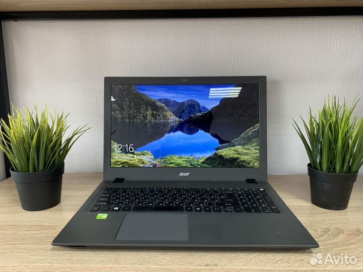 Ноутбук Acer Core i3 4 потока/GT940/8Gb