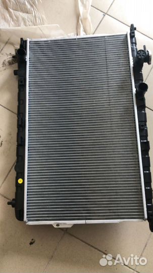 Радиатор охлаждения HYU/KIA Magentis М/Т (Doowon)
