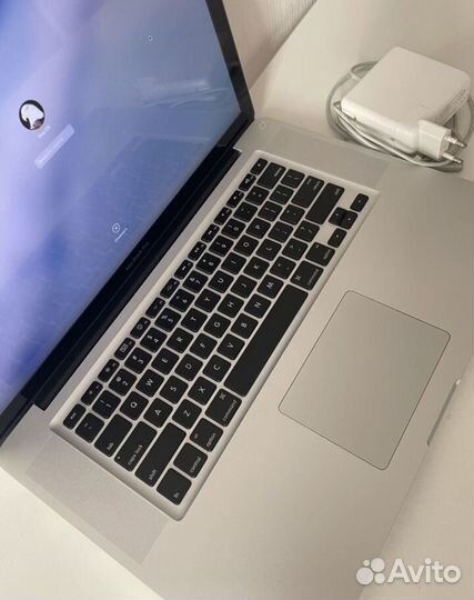 Apple MacBook Pro 15 mid2010