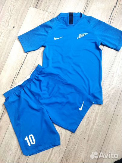 Спортивная одежда nike оригинал