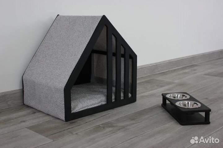 Домик для кошек и собак