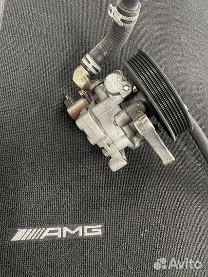 Насос гур Mercedes Benz A0064666801 оригинал