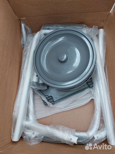 Кресло стул с санитарным оснащением