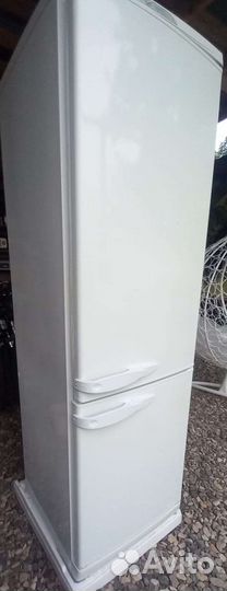 Холодильник бу stinol