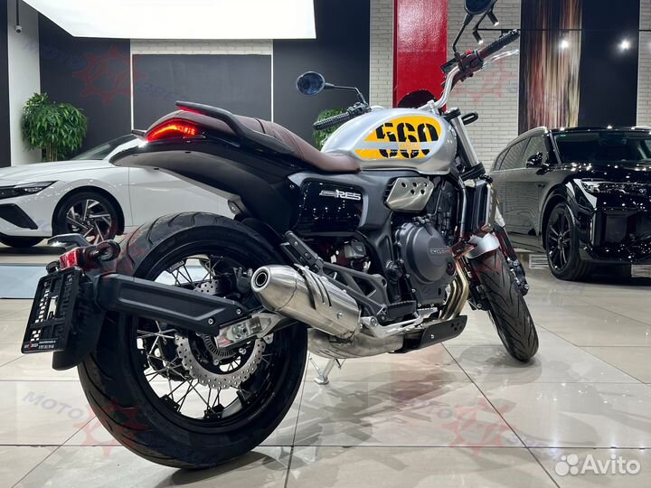 Дорожный новый мотоцикл Cyclone RE5