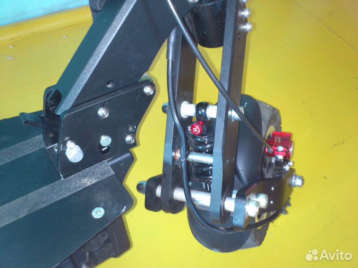 Электросамокат ultron T108