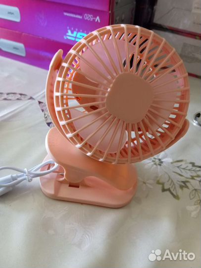 Стольный портативный вентилятор Clip Fan Series
