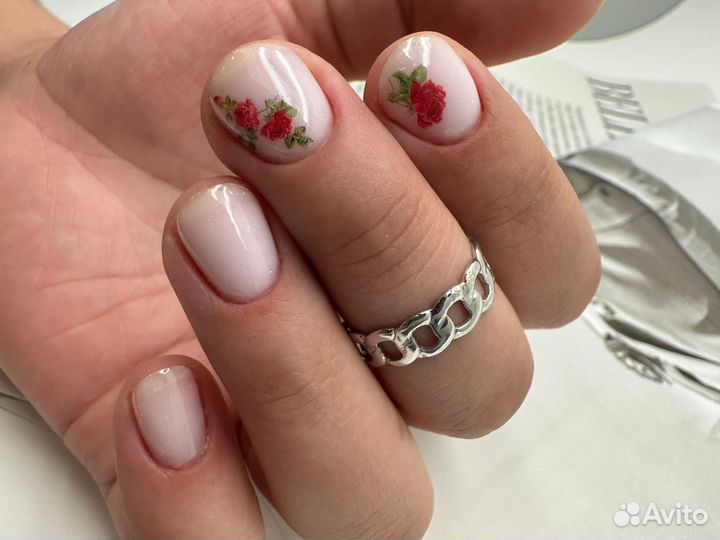 Маникюр на дому