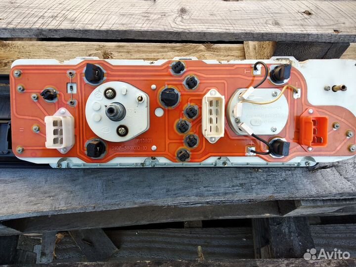 Комбинация приборов 2107