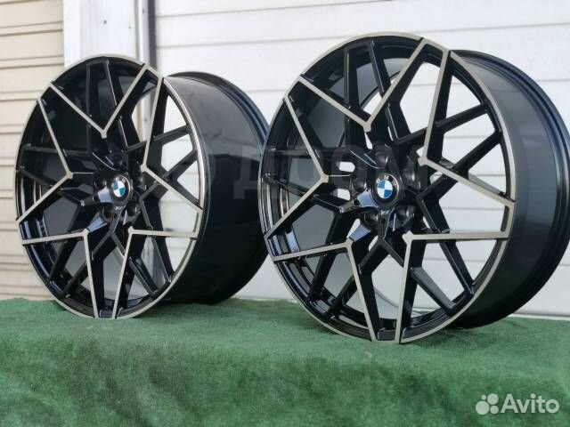 Диск литой разношир. Replica BMW 813m R20 5x112