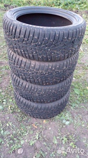 Maxxis ArcticTrekker NP3 215/50 R17