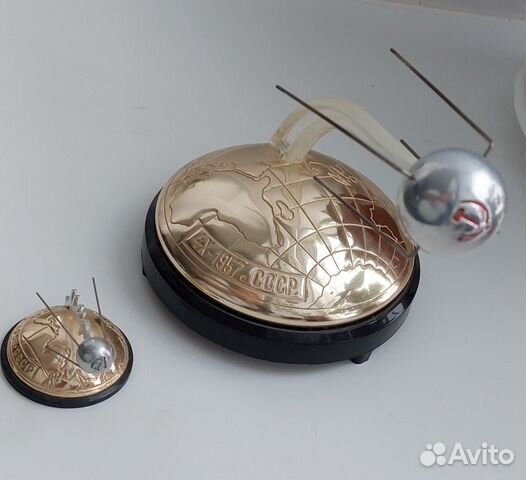 Статуэтка космос 1957г идеал