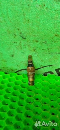 Датчик температуры Nissan Cube