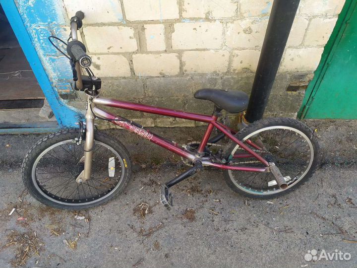 Трюковой велосипед BMX модель Haro б/у