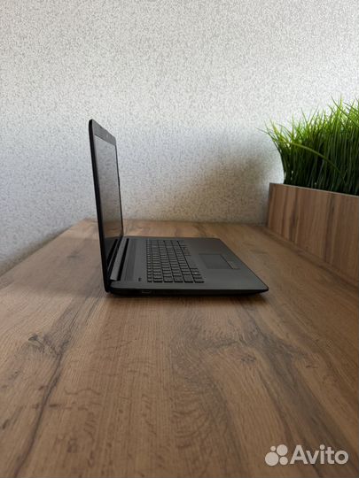 Ноутбук HP Laptor 17