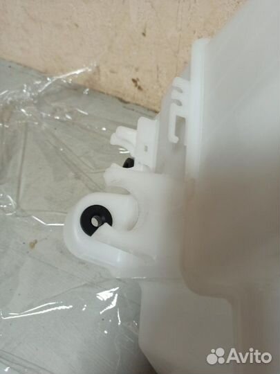 Бачок омывателя Kia Sorento XM 2009-2020