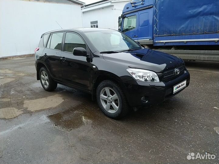 Toyota RAV4 2.0 AT, 2006, 185 200 км