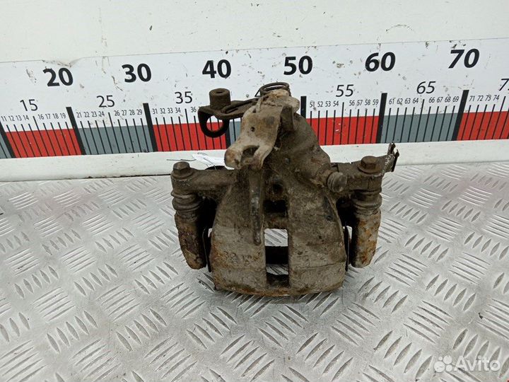 Суппорт для Volkswagen Transporter (T5)