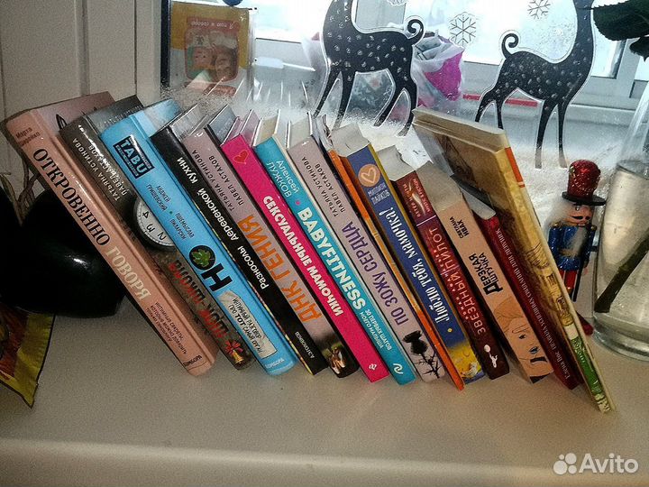Книги/дневники/ рецепты очень много разный
