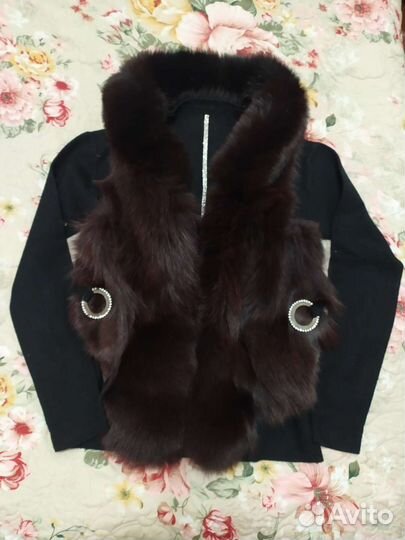 Жилетка меховая женская