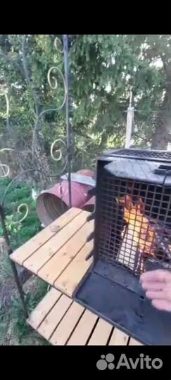 Мангал с крышей