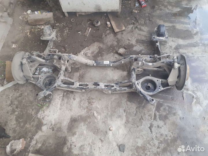 Задний подрамник всборе шкода ети