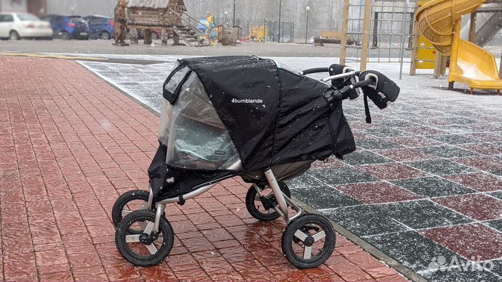 Коляска для двойни/погодок Bumbleride Indie Twin