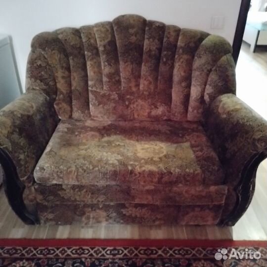 Диван раскладной и кресло