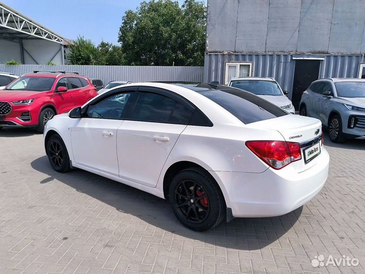 Chevrolet Cruze 1.8 AT, 2011, 255 000 км